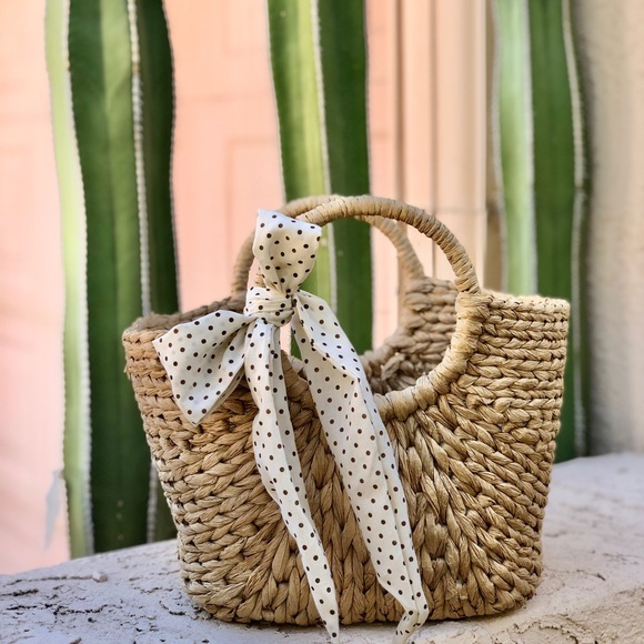 Straw Tote Bags